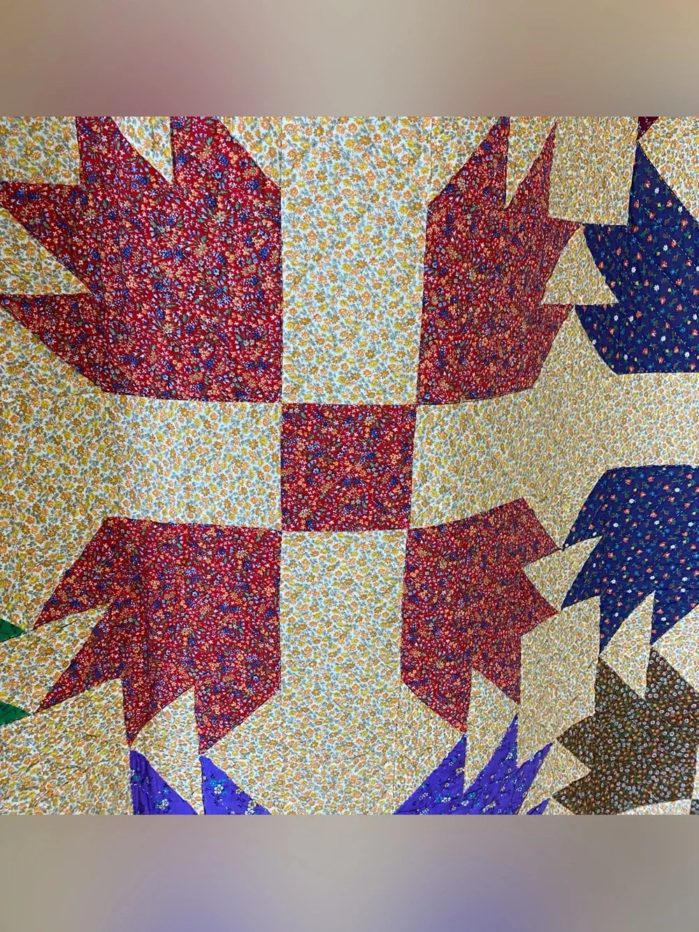 Bear Paw Quilt King Size 109” x 127” Hand Stitched Quilting